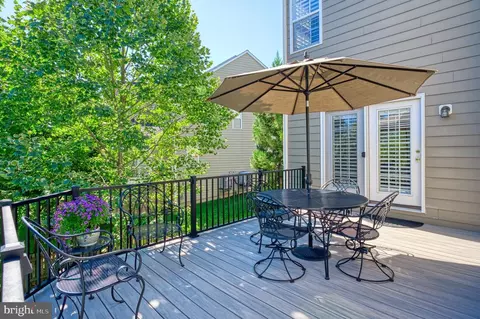 Exterior - 22176 Windy Pine Ct, Broadlands, VA 20148 photo 22 of 23