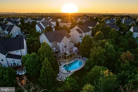 View/Area - 22176 Windy Pine Ct, Broadlands, VA 20148 photo 1 of 1