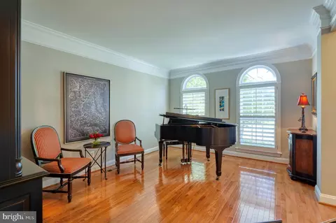 Living - 22176 Windy Pine Ct, Broadlands, VA 20148 photo 1 of 8