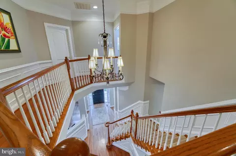 Entry Way - 22176 Windy Pine Ct, Broadlands, VA 20148 photo 3 of 4