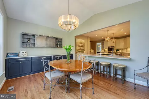 Dining - 22176 Windy Pine Ct, Broadlands, VA 20148 photo 2 of 5