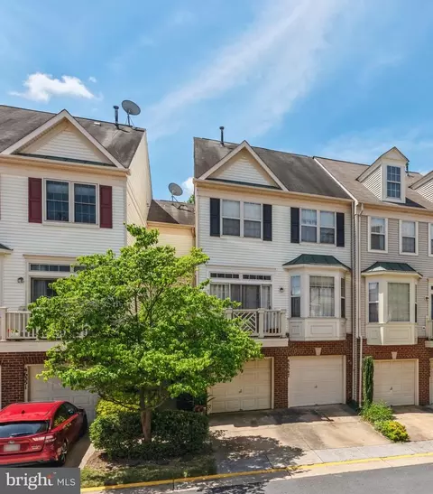 46347 Pryor Sq, Sterling, VA 20165