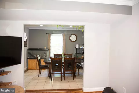1074 Tottenham Ct, Sterling, VA 20164 photo 6