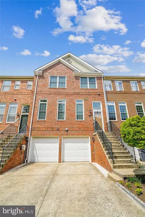 47692 Whirlpool Sq, Sterling, VA 20165