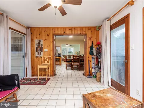 100 Peach Tree Ct, Hamilton, VA 20158 photo 13