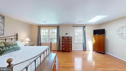 Dining - 206 Environs Rd, Sterling, VA 20165 photo 4 of 6