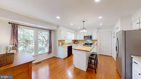 Kitchen - 206 Environs Rd, Sterling, VA 20165 photo 1 of 5