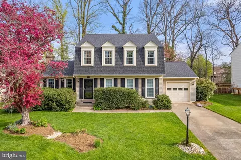 206 Environs Rd, Sterling, VA 20165