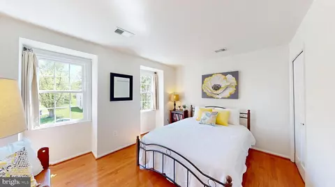 Bedroom - 206 Environs Rd, Sterling, VA 20165 photo 4 of 6