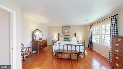 Bedroom - 206 Environs Rd, Sterling, VA 20165 photo 2 of 6