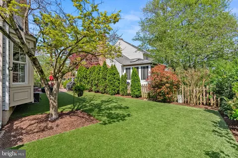 Exterior - 57 Whittingham Cir, Sterling, VA 20165 photo 9 of 9