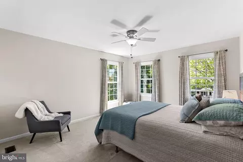 Bedroom - 57 Whittingham Cir, Sterling, VA 20165 photo 9 of 17