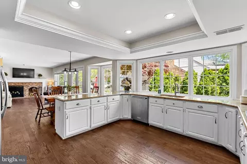 Kitchen - 57 Whittingham Cir, Sterling, VA 20165 photo 1 of 7