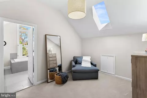 Bedroom - 57 Whittingham Cir, Sterling, VA 20165 photo 7 of 17