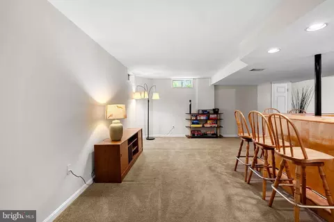 Dining - 57 Whittingham Cir, Sterling, VA 20165 photo 5 of 5