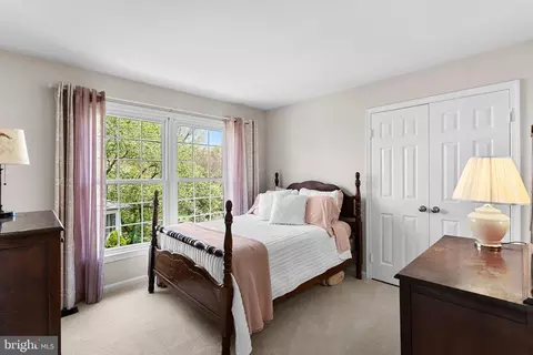 Bedroom - 57 Whittingham Cir, Sterling, VA 20165 photo 12 of 17