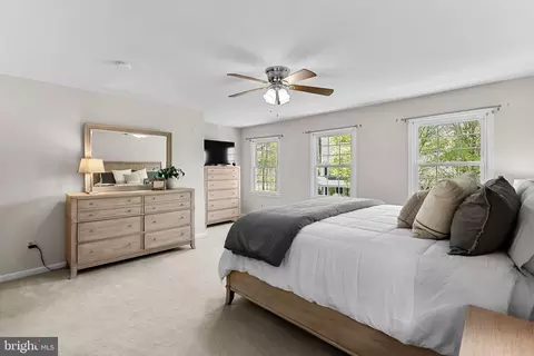 Bedroom - 57 Whittingham Cir, Sterling, VA 20165 photo 3 of 17