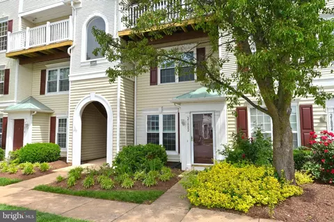 21882 Railway Ter, Sterling, VA 20166