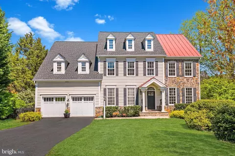 40058 Glenmore Ct, Paeonian Springs, VA 20129