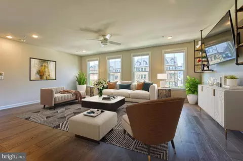 Living - 22352 Exe Sq, Ashburn, VA 20148 photo 2 of 6