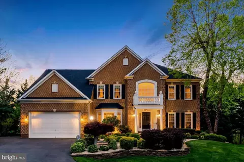 21031 Forest Highlands Ct, Ashburn, VA 20147
