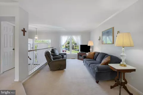 Living - 44003 Florence Ter, Ashburn, VA 20147 photo 3 of 7