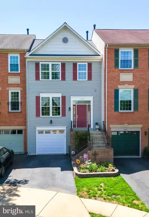 44003 Florence Ter, Ashburn, VA 20147