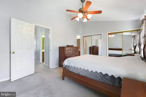 Bedroom - 44003 Florence Ter, Ashburn, VA 20147 photo 4 of 4