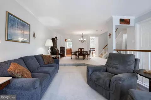 Living - 44003 Florence Ter, Ashburn, VA 20147 photo 2 of 7
