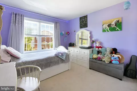 Bedroom - 44003 Florence Ter, Ashburn, VA 20147 photo 2 of 4