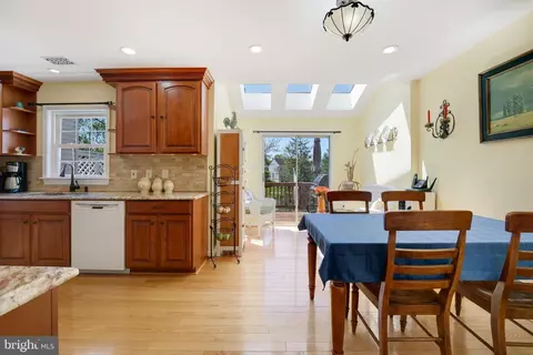 Kitchen - 44003 Florence Ter, Ashburn, VA 20147 photo 1 of 4