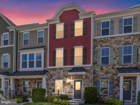 24913 Coats Sq, Aldie, VA 20105
