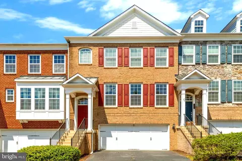 42682 Keiller Ter, Ashburn, VA 20147