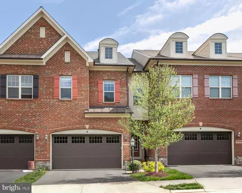 42558 Dreamweaver Dr, Brambleton, VA 20148