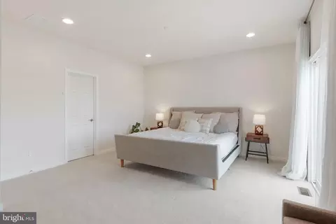 Bedroom - 19932 Abram Ter, Ashburn, VA 20147 photo 2 of 6