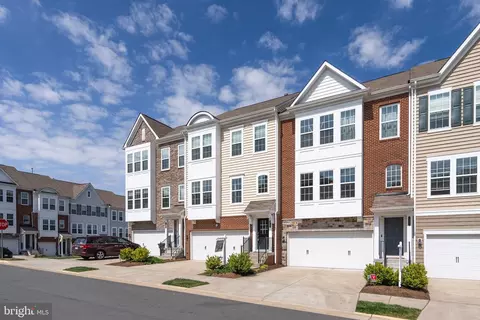 Exterior - 19932 Abram Ter, Ashburn, VA 20147 photo 7 of 13