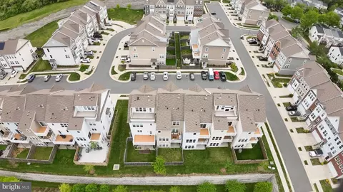 View/Area - 19932 Abram Ter, Ashburn, VA 20147 photo 1 of 3