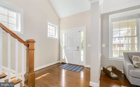 Entry Way - 42485 Spring Splendor Dr, Brambleton, VA 20148 photo 1 of 2