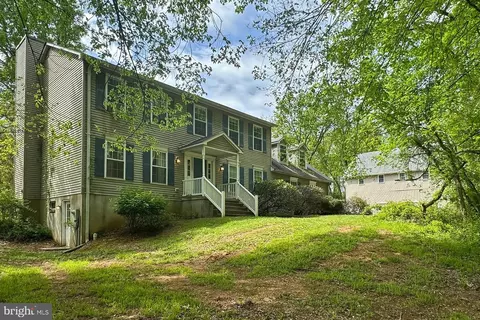 15944 Limestone School Rd, Leesburg, VA 20176
