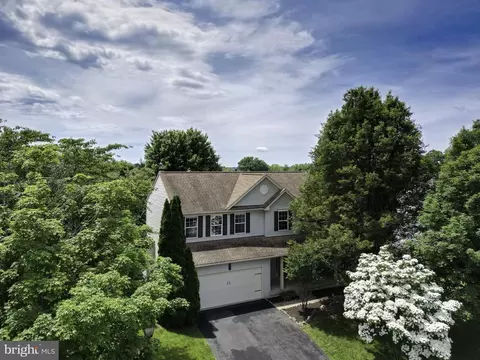 324 Crosman Ct, Purcellville, VA 20132