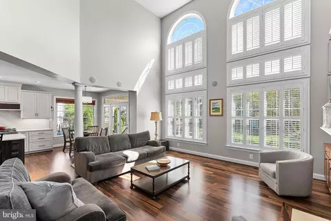 Living - 22757 Highcrest Cir, Brambleton, VA 20148 photo 2 of 8