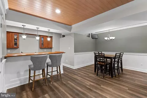 Dining - 22757 Highcrest Cir, Brambleton, VA 20148 photo 5 of 5