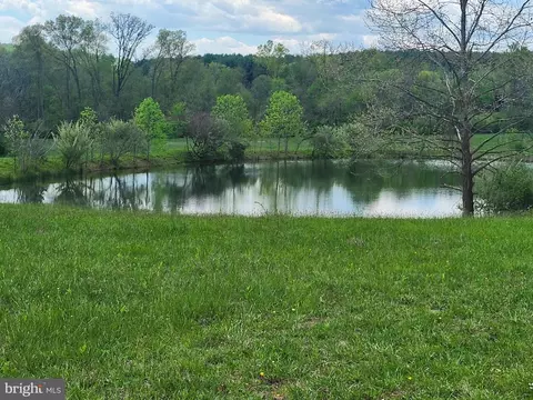Dover Land, Middleburg, VA 20117