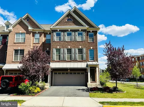 23488 Logans Ridge Ter, Ashburn, VA 20148