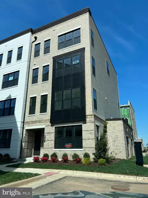 22107 Madison Point Sq, Ashburn, VA 20148