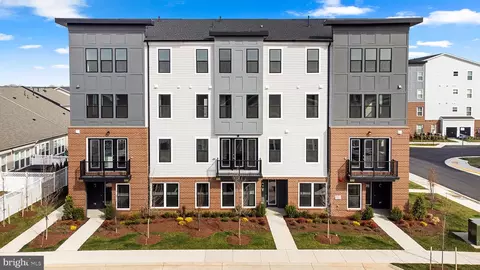 42838 Firefly Sonata Ter #10-03, Ashburn, VA 20148