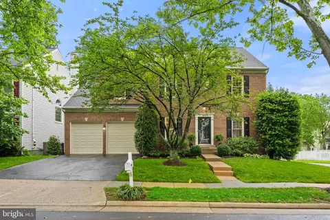 20396 Middlebury St, Ashburn, VA 20147