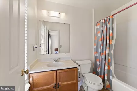 113 Seneca Ridge Dr, Sterling, VA 20164 photo 31