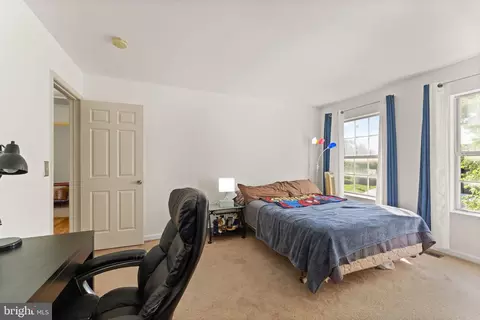 113 Seneca Ridge Dr, Sterling, VA 20164 photo 33