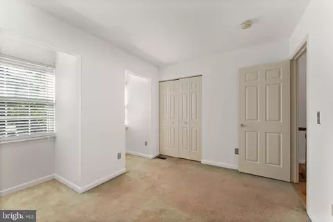 113 Seneca Ridge Dr, Sterling, VA 20164 photo 39